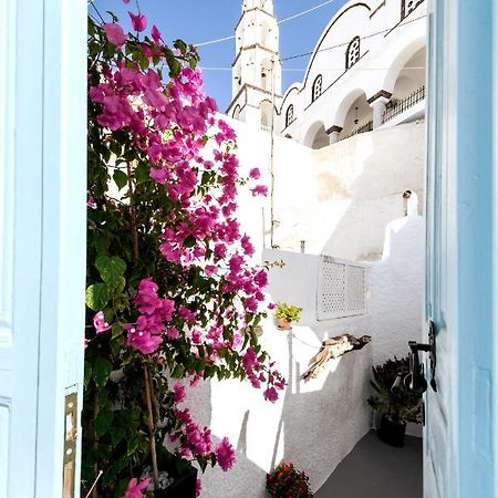 Santorinian Lava House Villa Pýrgos Exteriör bild