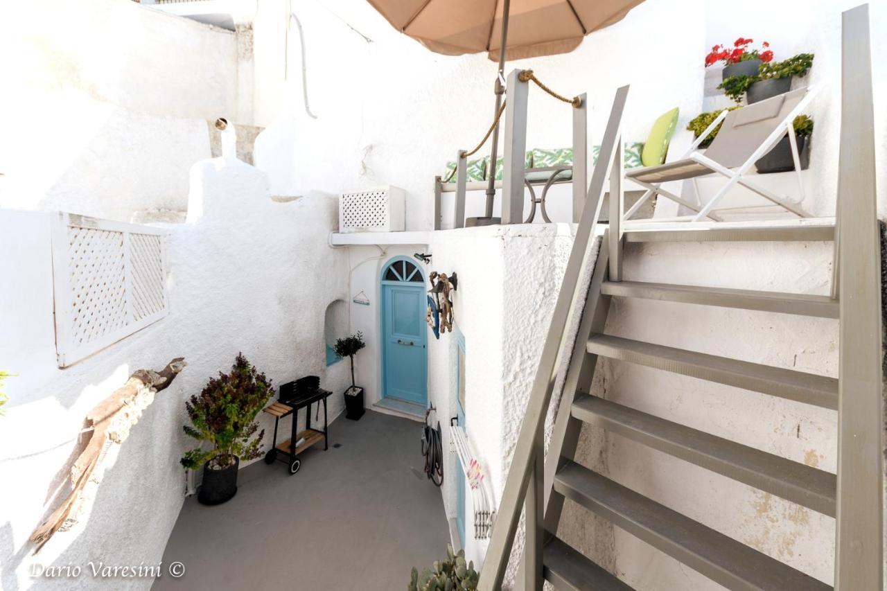 Santorinian Lava House Villa Pýrgos Exteriör bild