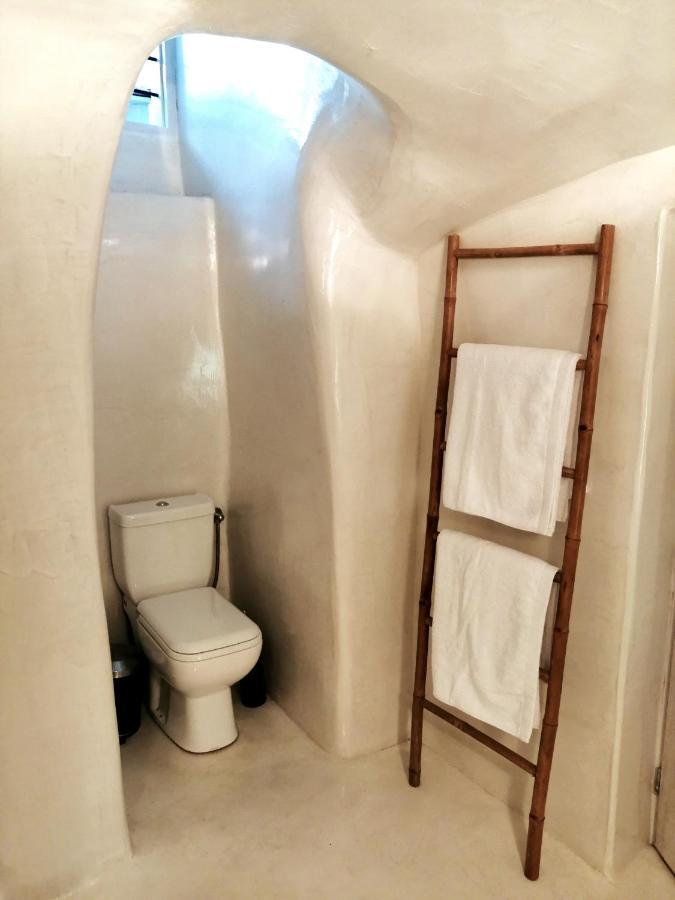 Santorinian Lava House Villa Pýrgos Exteriör bild